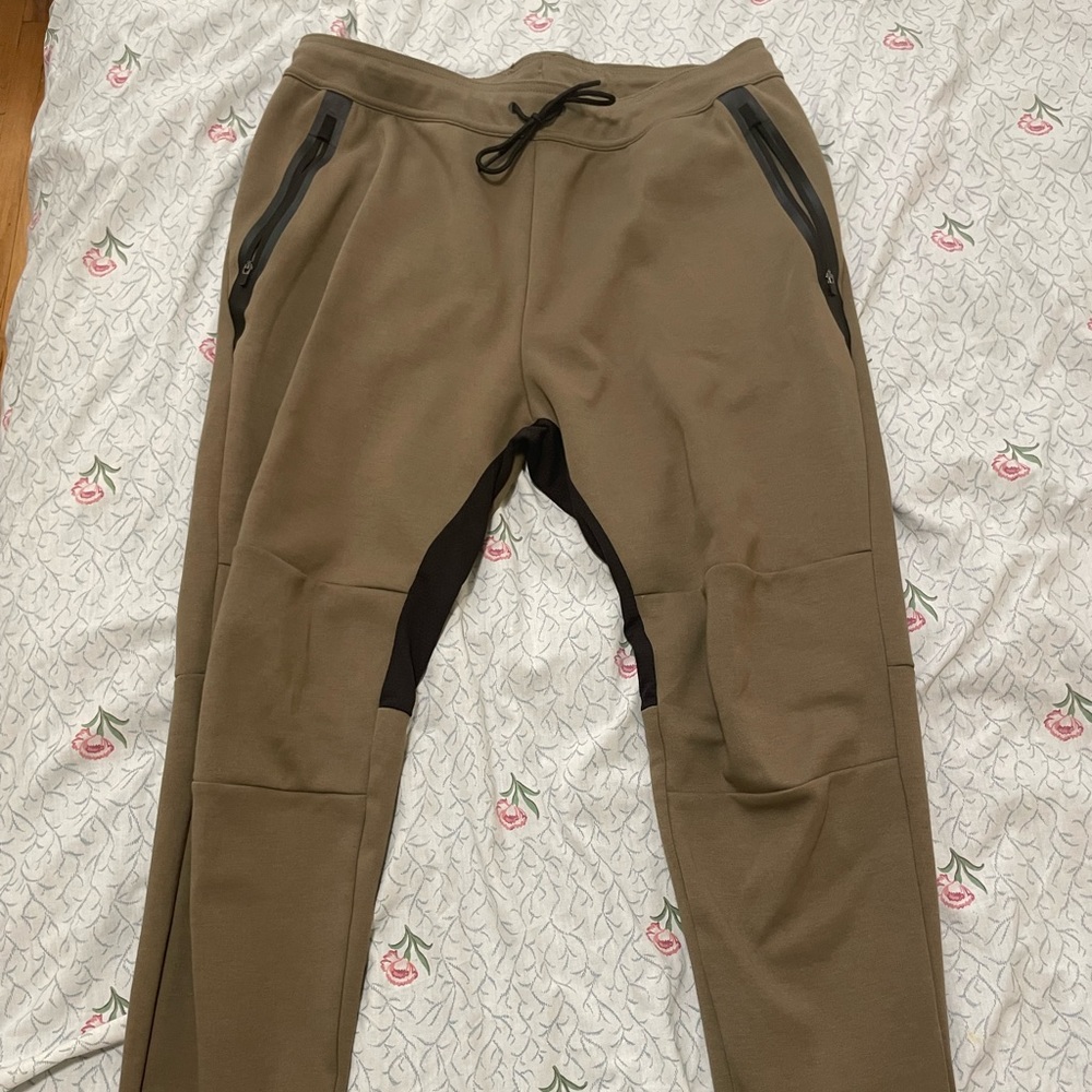 H&M Tech Fleece Joggers